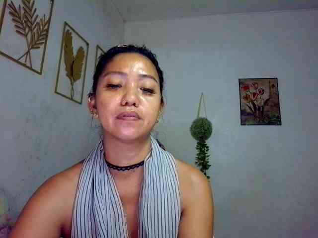 Tina_Jade