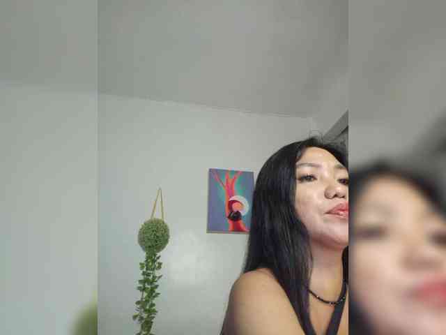 Tina_Jade