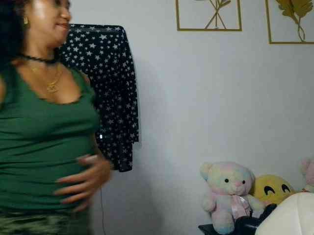 Tina_Jade webcam