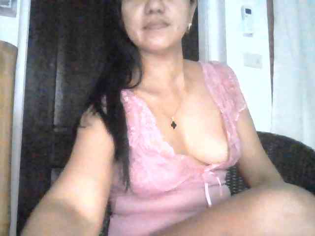 Tina_Jade