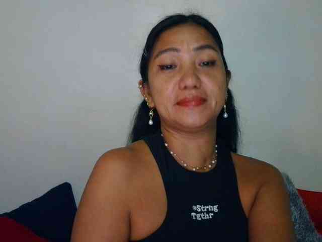 Model: Tina_Jade