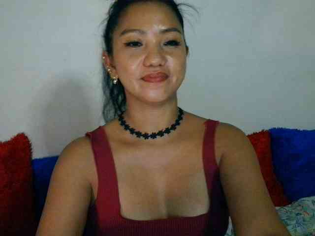 Model: Tina_Jade