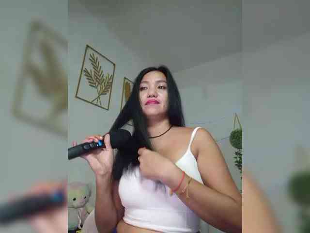 Tina_Jade webcam