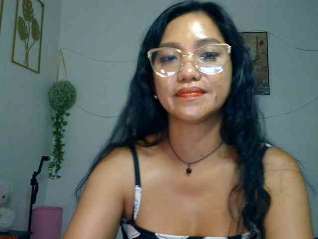 Tina_Jade webcam