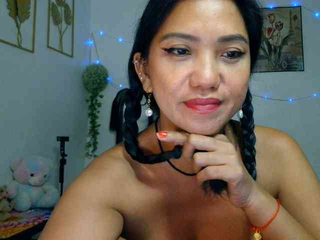 Tina_Jade webcam