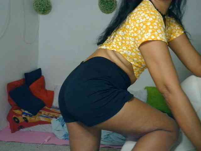 Tina_Jade webcam
