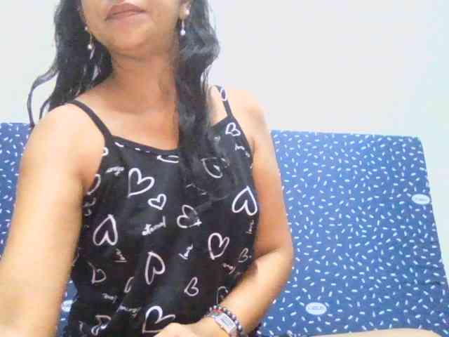 Tina_Jade webcam