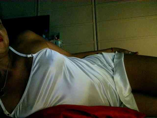 Tina_Jade webcam
