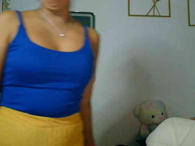 Tina_Jade webcam