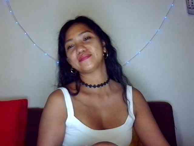 Tina_Jade