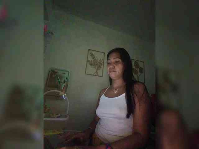Tina_Jade webcam