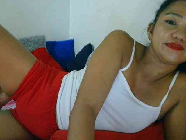 Tina_Jade