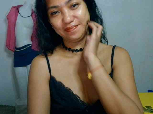 Tina_Jade