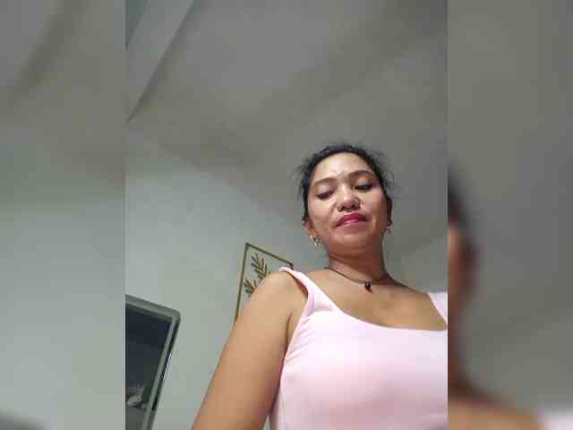 Tina_Jade webcam