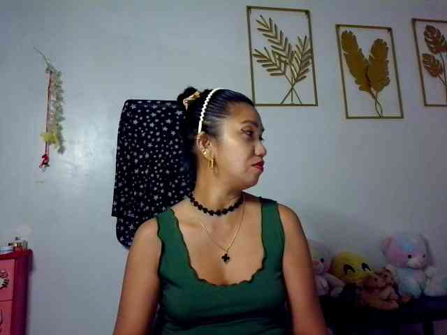 Tina_Jade webcam
