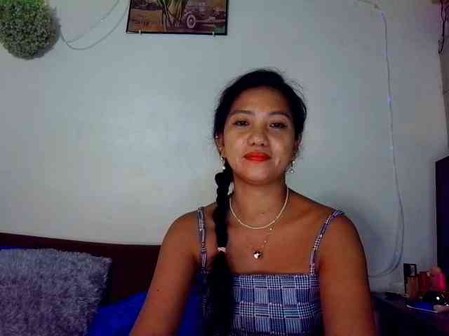 Tina_Jade