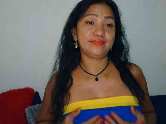 Tina_Jade