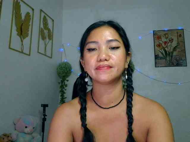 Tina_Jade