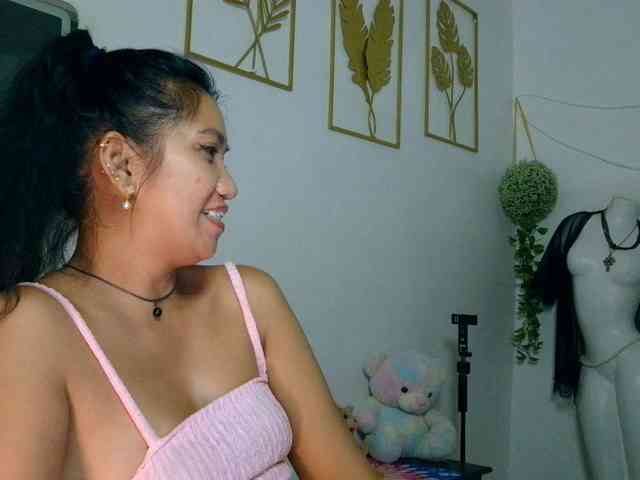Tina_Jade webcam