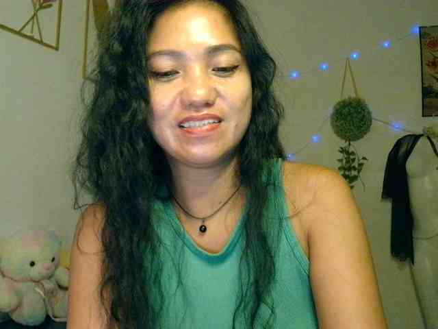 Tina_Jade