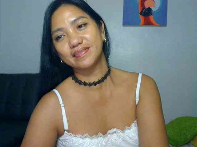 Tina_Jade
