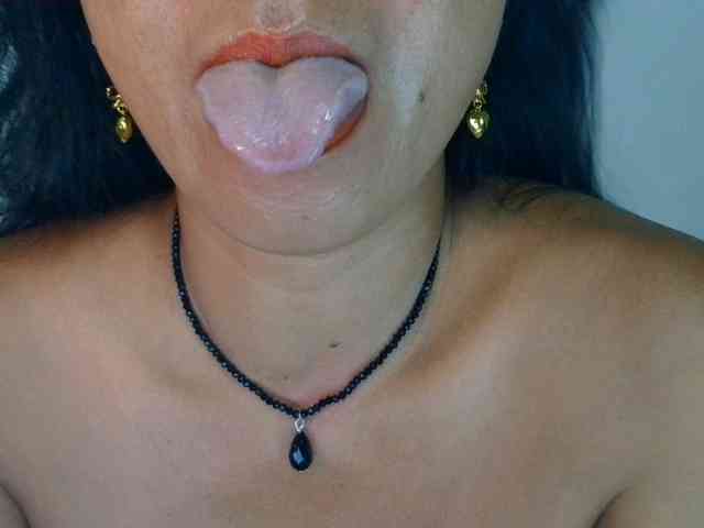 Tina_Jade