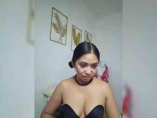 Tina_Jade webcam