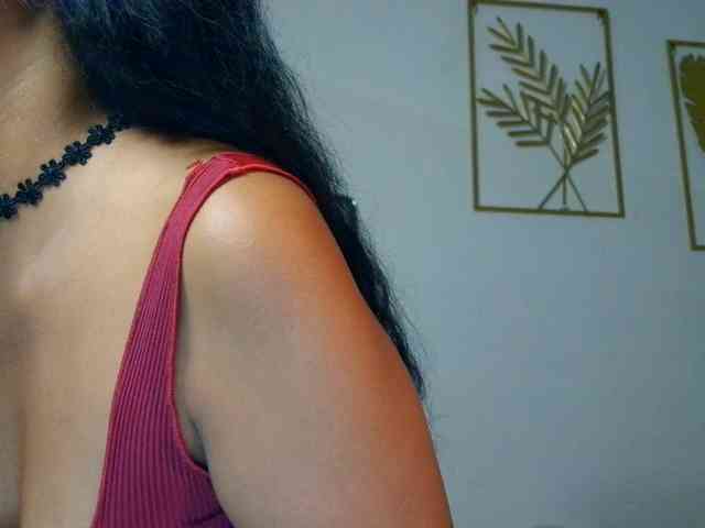 Tina_Jade webcam