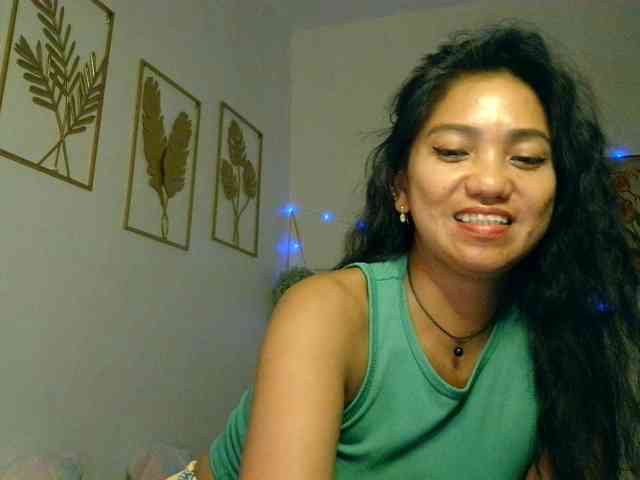 Tina_Jade