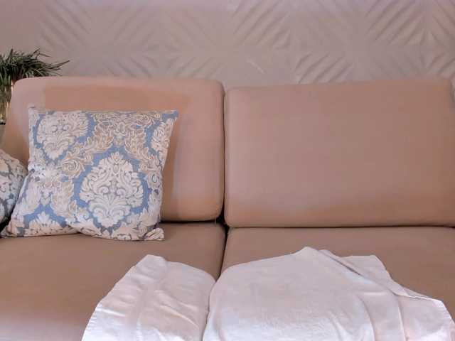 RenataReyes1 live cam on BongaCams