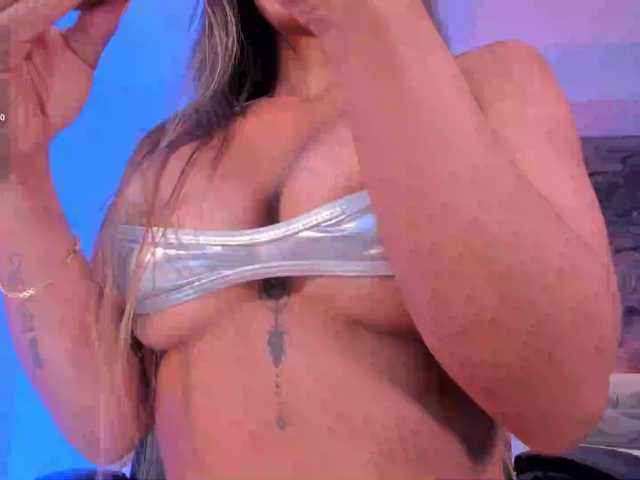 RenataReyes1's BongaCams show and profile