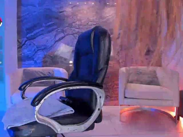 RenataReyes1's BongaCams show and profile