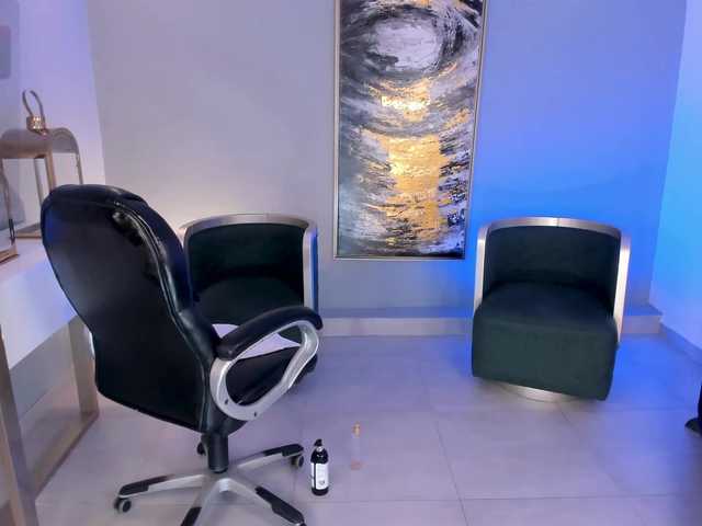 RenataReyes1 live cam on BongaCams