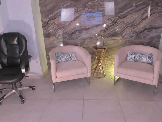RenataReyes1 live webcam show
