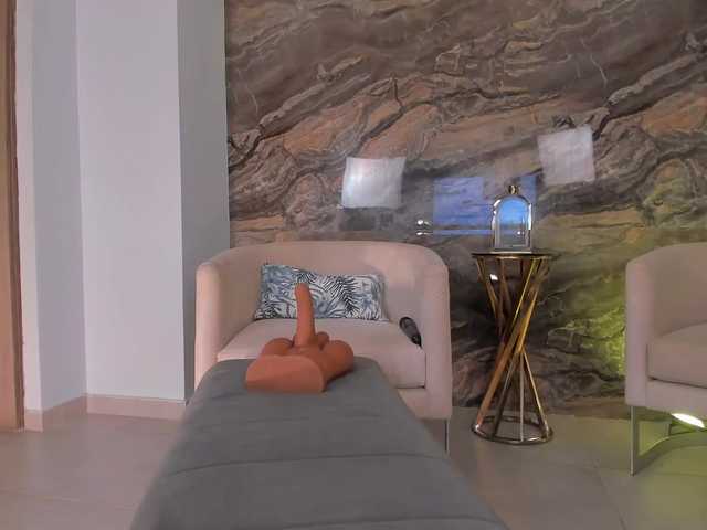RenataReyes1 live webcam show