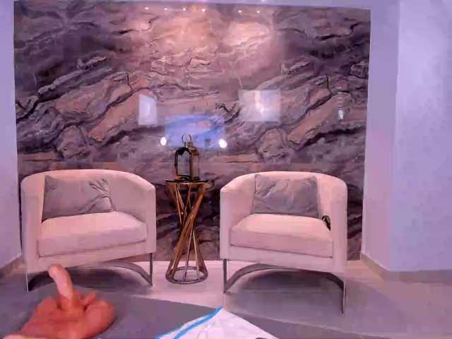 RenataReyes1 live cam on BongaCams