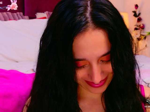 le modèle VanessaAngel est en webcam porno dans un show sur le site bongacams, il possède les tags suivants: White/Caucasian,Brunette,Shaved