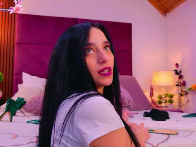 VanessaAngel live cam on BongaCams