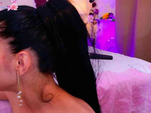 VanessaAngel webcam