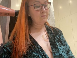 QueenFoxyLisa Porn Show