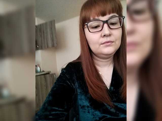 go to chat with QueenFoxyLiza