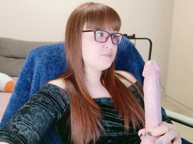 Fox-Lisa's BongaCams show and profile