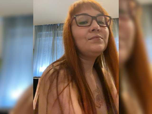 QueenFoxyLisa
