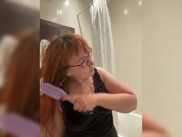 Fox-Lisa live cam on BongaCams