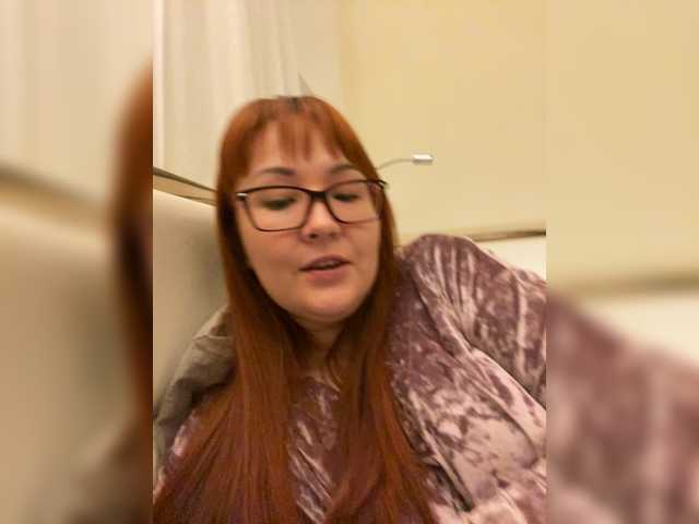 Fox-Lisa, live now on BongaCams