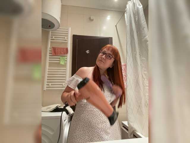 QueenFoxyLisa