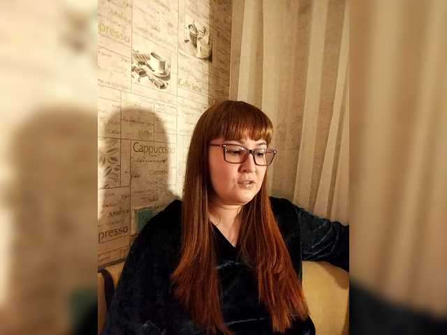 Fox-Lisa's BongaCams show and profile