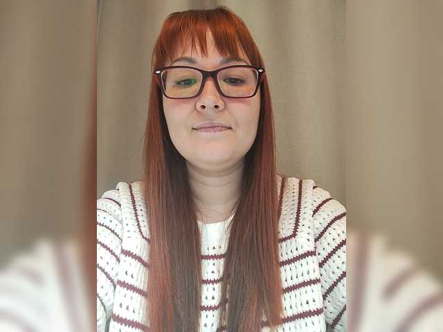 Fox-Lisa, en vivo ahora en BongaCams