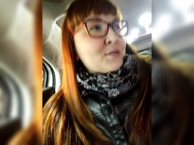 Fox-Lisa's BongaCams show and profile