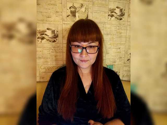 Fox-Lisa's BongaCams show and profile